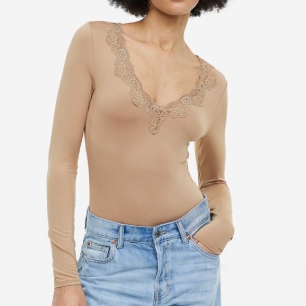 Lace-trimmed bodysuit by H&M